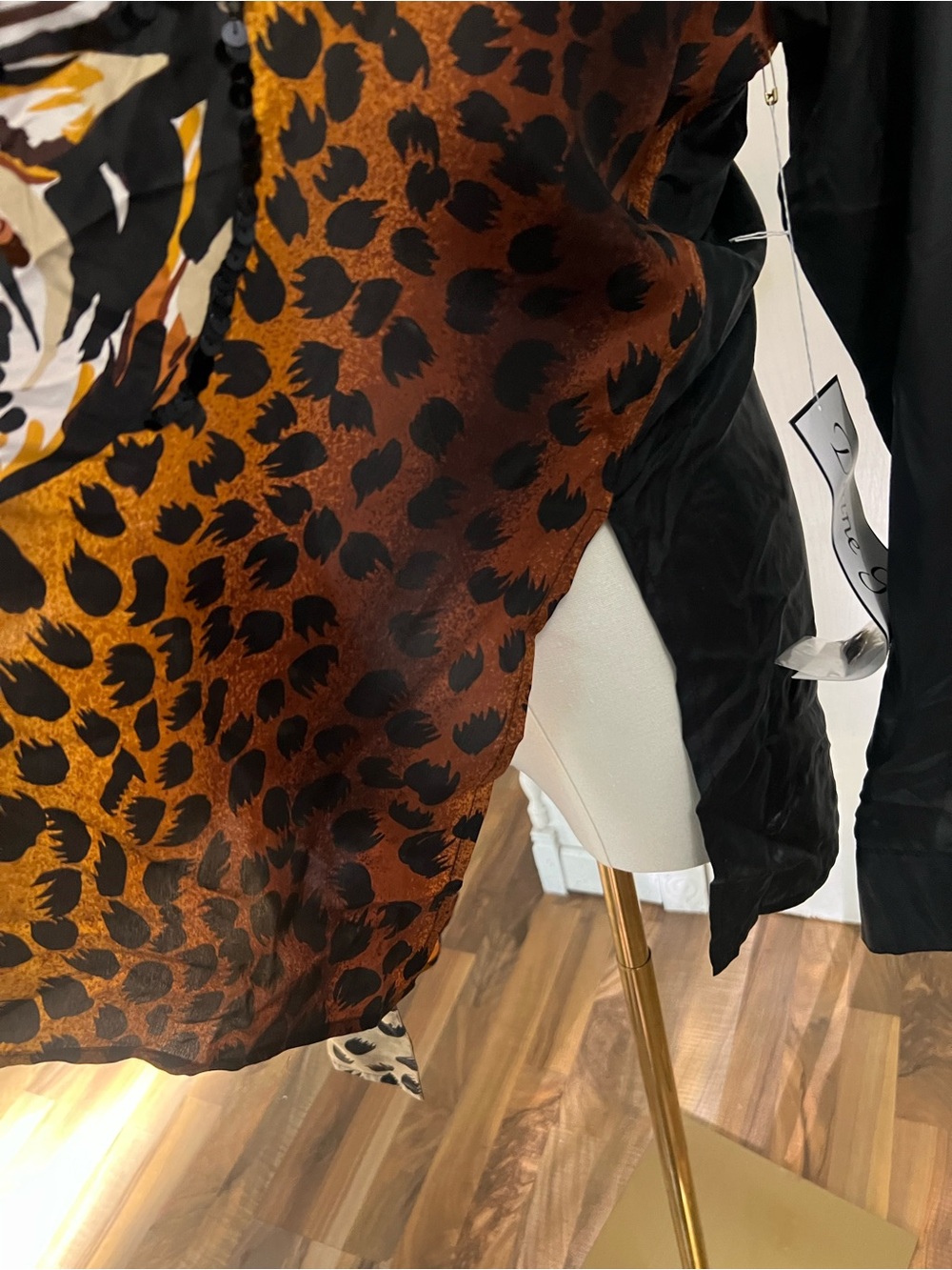 Silk Button up Shirt with Tiger Motif - Black and Brown & Animal Print, XL, NWT - Picture 9 of 9